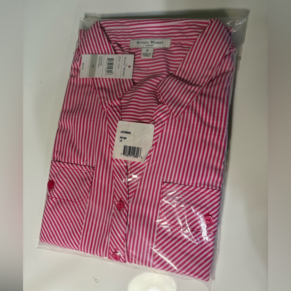 NWT Studio Works Women’s Hot Pink/White Striped Button Down size 1X